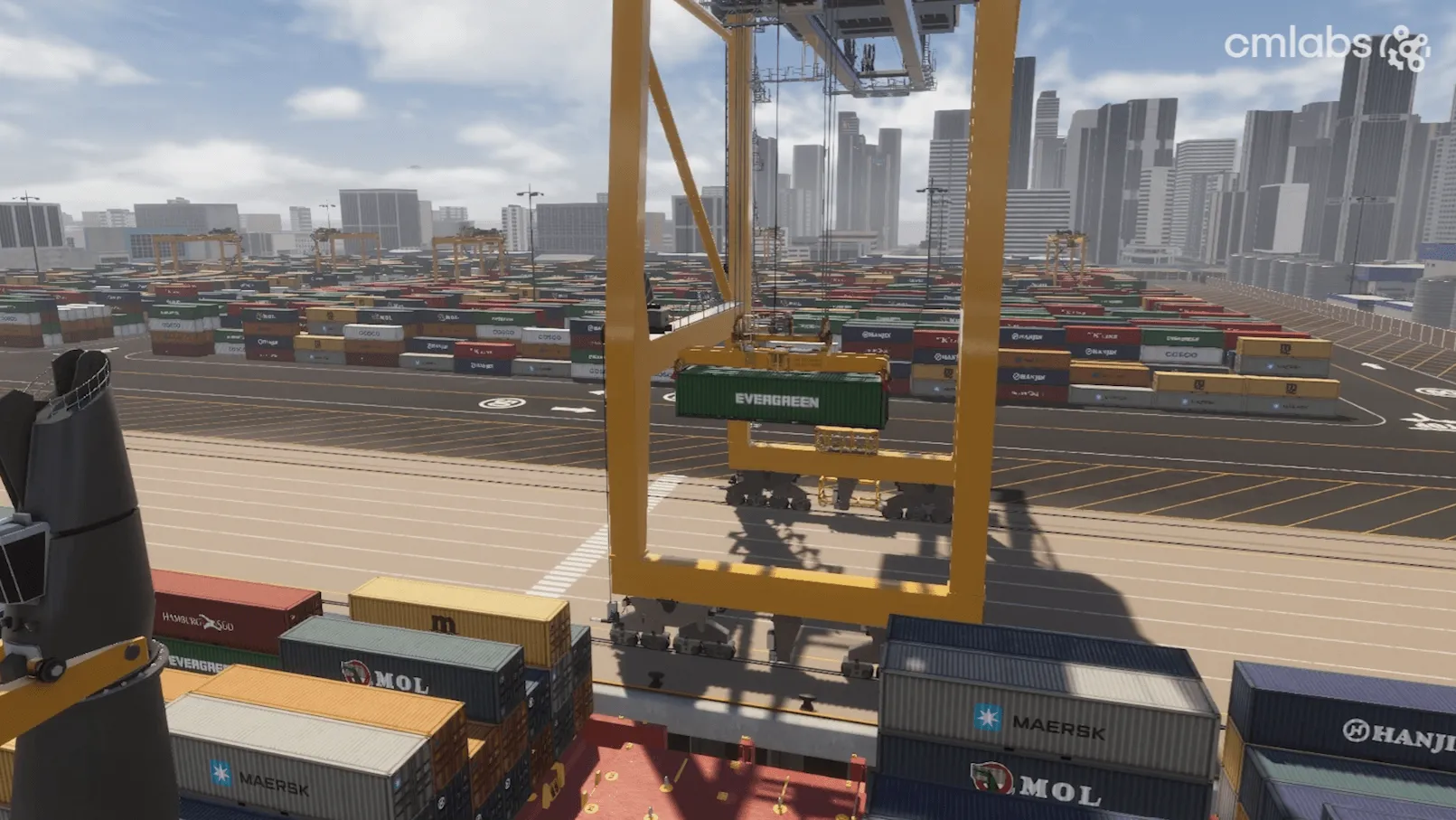 Ship-to-Shore-STS-Crane-Simulator-Training-Pack-Lifting-container-1.png
