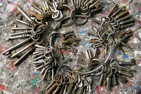 keys_on_loops_edit_555x370_RR-compressor.jpg