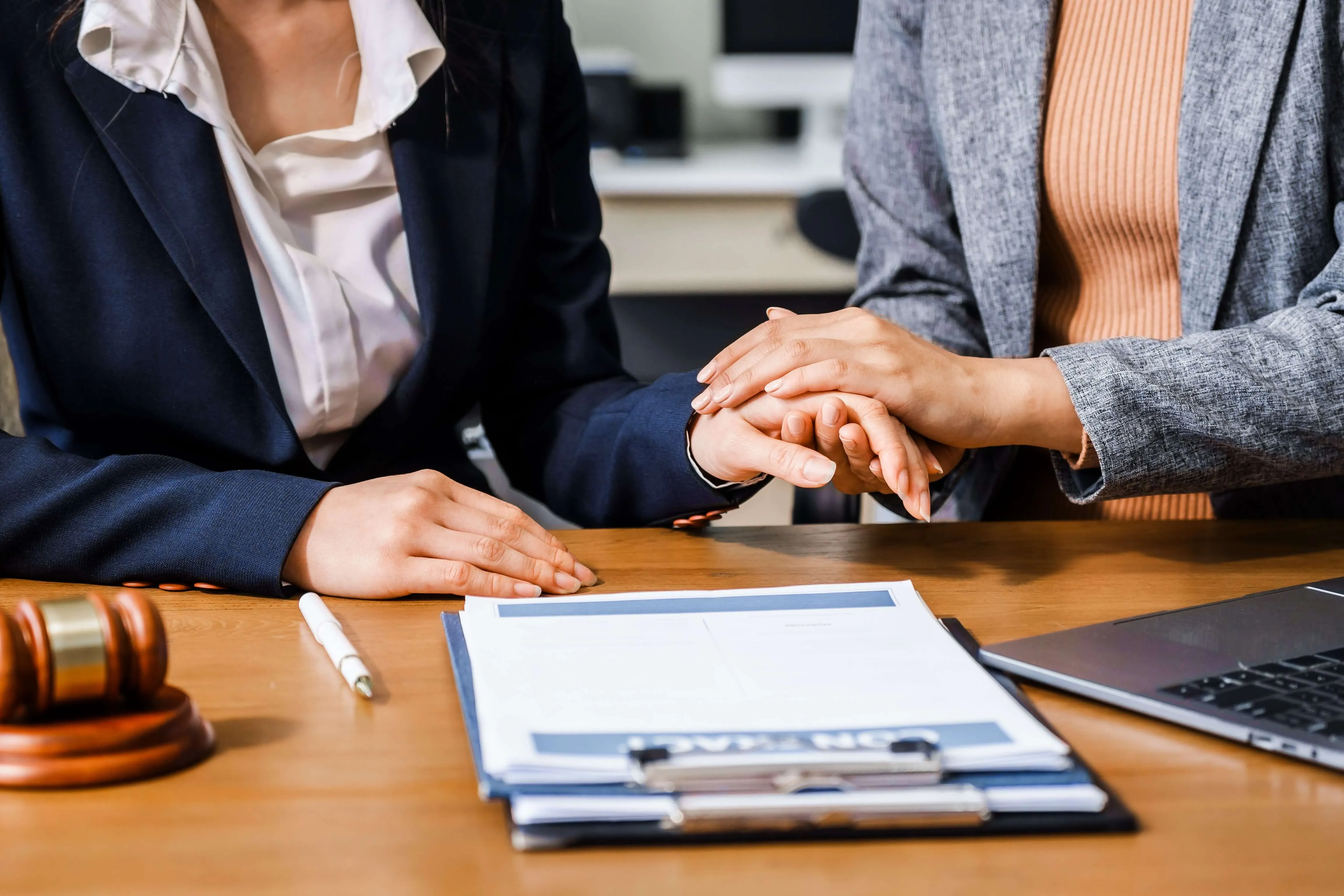 two-employees-female-law.jpg