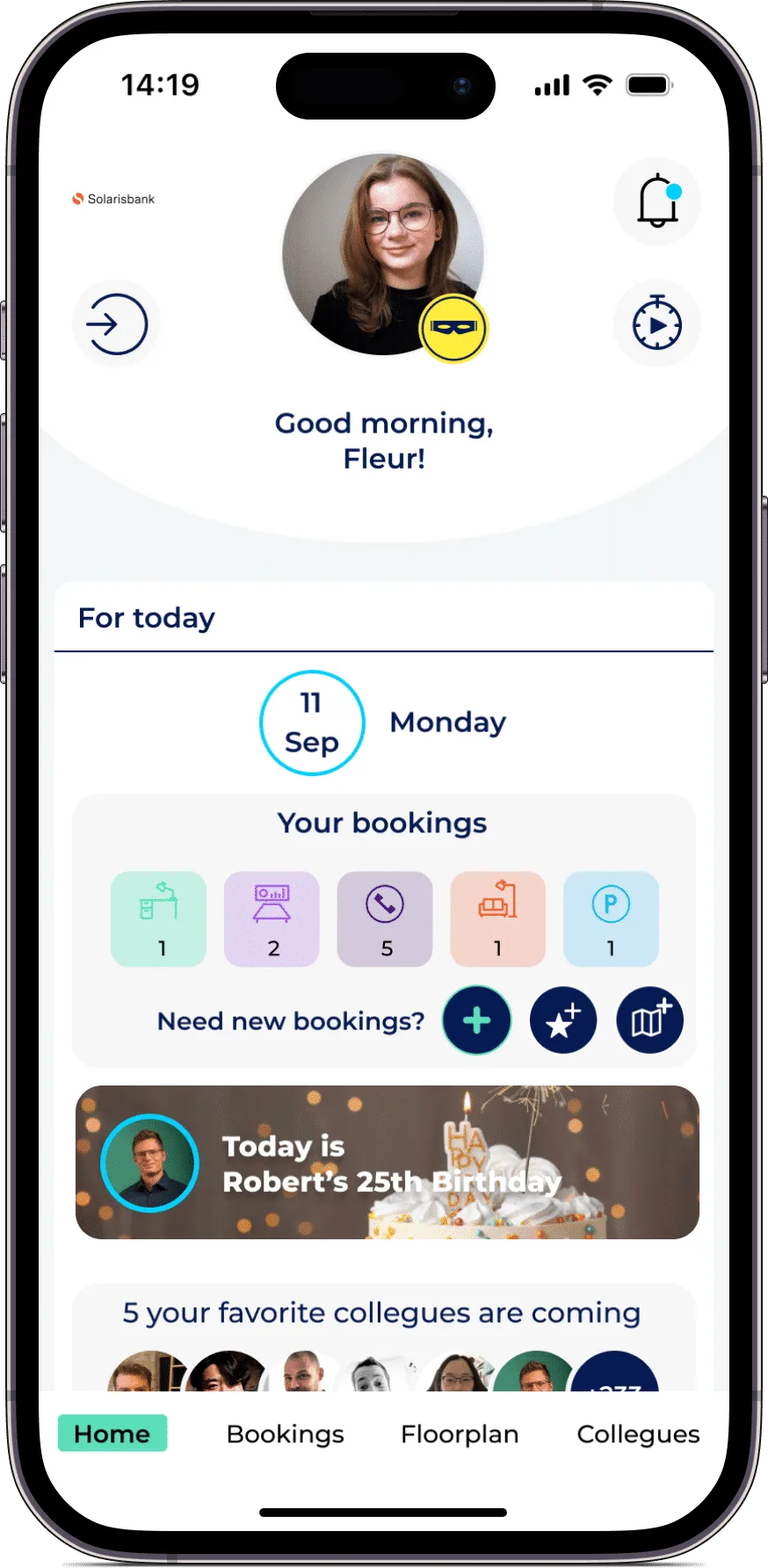 LIZ-Smart-Office-Desk-Booking-White-Booker-1.png